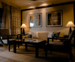  A Warm Welcome with Cozy Colors