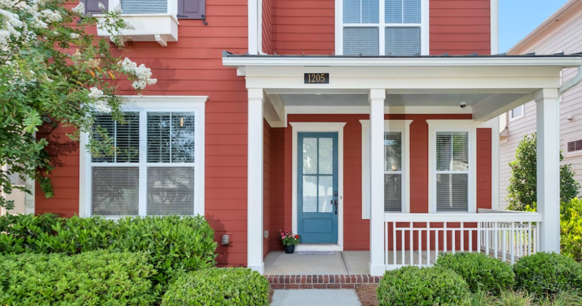 What Color Should I Paint My Home Exterior if I'm… Williams Painting