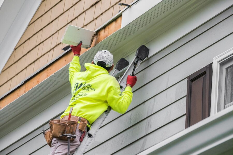  How Long Does Exterior Paint Last in Northern Virginia? And How to Make It Last Longer